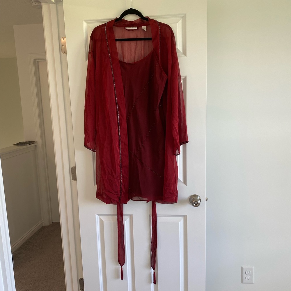Vintage Valerie Stevens 2 piece beaded intimate set